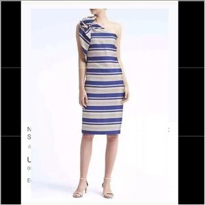 Banana Republic Size 6 Bow Shoulder Stripe Dress